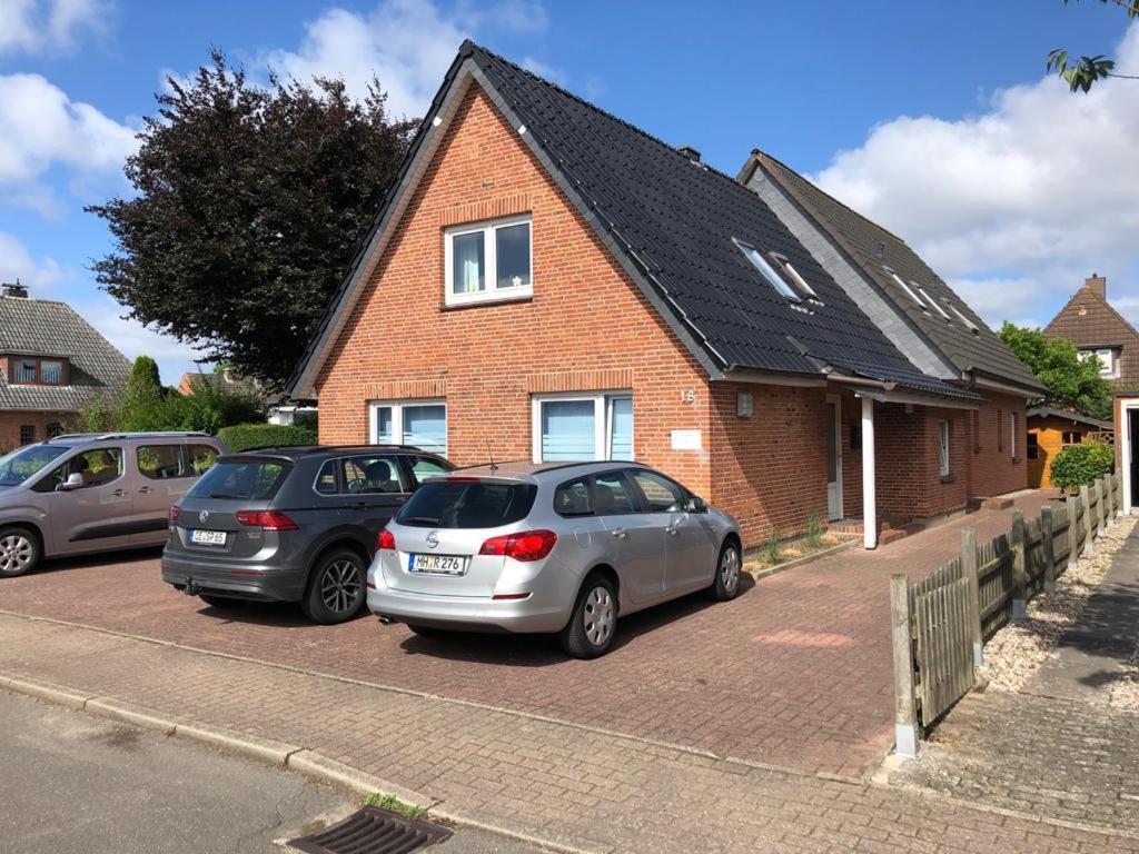 Haus Trossenstek III Apartment Busum Bagian luar foto
